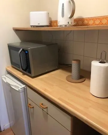 Very Quiet 2-room - Old Port, Town Center Apartment *